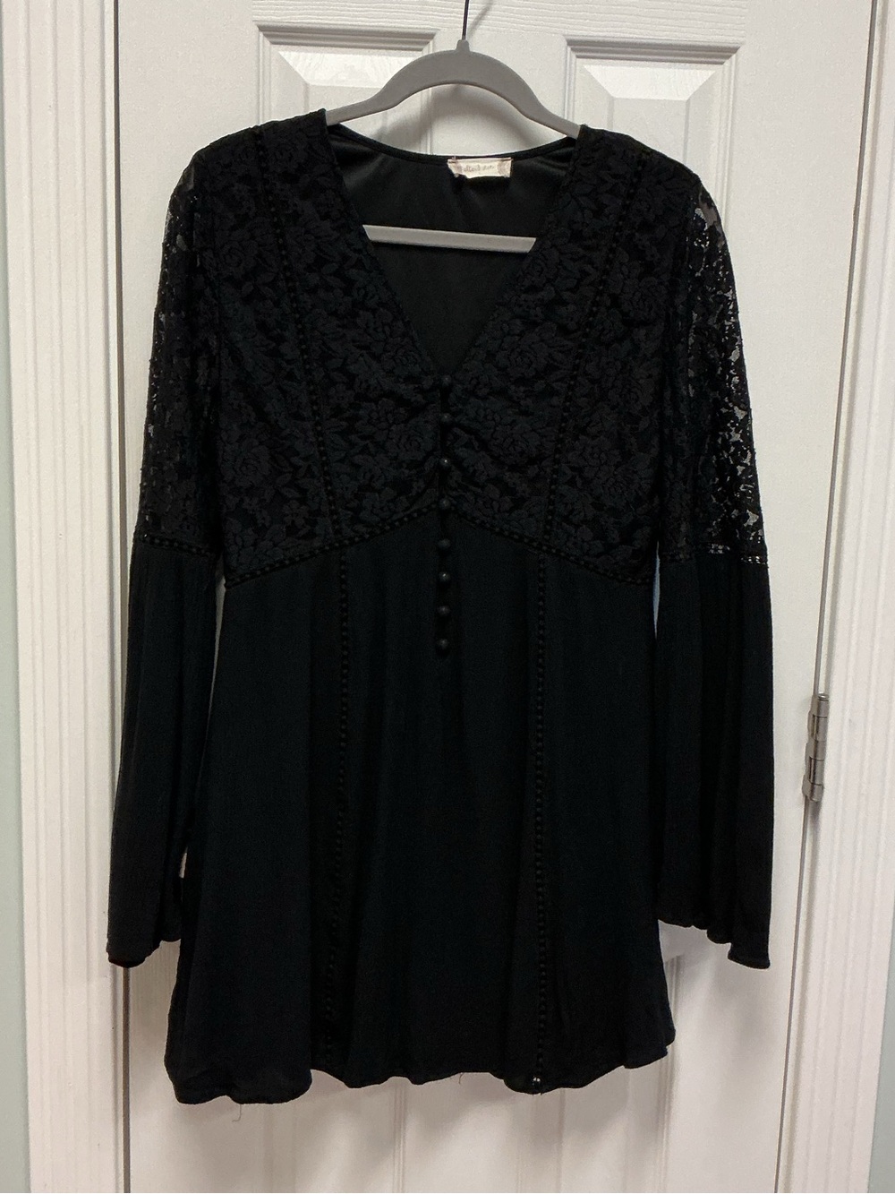 Altard State SZ L Black Whimsigoth Lace bell sleeve Tunic Gypsy Witchy mini